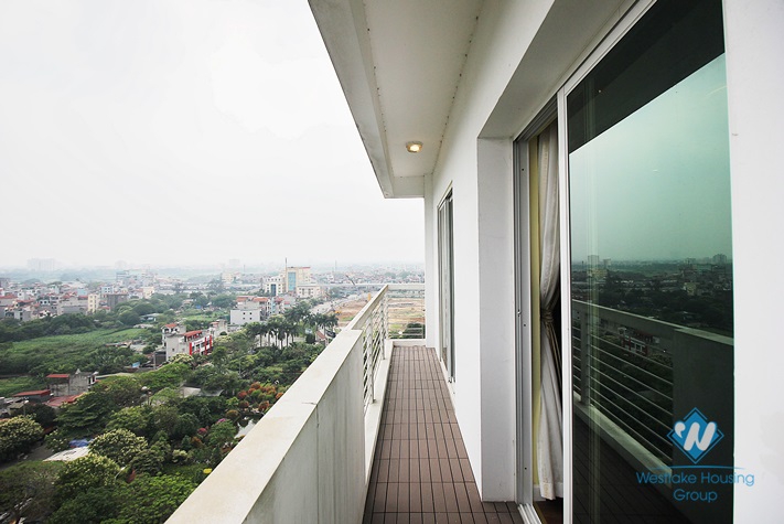 A bright and spacious 3 bedroom apartment for rent in Ciputra E Tower